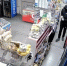 В Красноярске неизвестный ограбил продуктовый магазин и унес 8 тысяч рублей - KrasnoyarskMedia