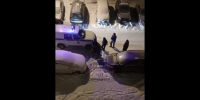 В Красноярске неадекватный водитель повредил десятки машин, припаркованных во дворе - Газета Красноярский рабочий