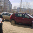 В Красноярске водитель эвакуатора повредил пять автомобилей и скрылся - Комсомольская Правда