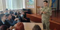 Офицер зеленогорской воинской части Росгвардии провел Урок безопасности в День солидарности в борьбе в терроризмом - Росгвардия