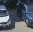 В Красноярске невменяемый мужчина с топором накинулся на прохожего - Комсомольская Правда
