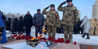 Железногорские военнослужащие Росгвардии приняли участие в памятных мероприятиях, приуроченных 82-й годовщине полного снятия блокады Ленинграда - Росгвардия