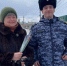 В Ужуре сотрудники Росгвардии поздравляли женщин с наступающим праздником Весны - УВО ВНГ России по Красноярскому краю