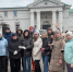 Волонтеры Сбера в Красноярске присоединились к субботнику на территории Троицкого некрополя - ИА Запад24
